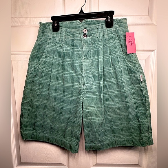 Vintage corduroy plaid shorts 11 - Picture 1 of 6